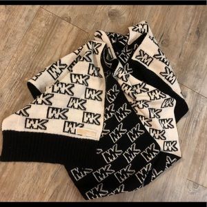 Michael Kors sweater scarf